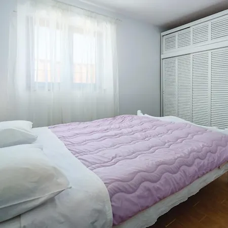 Alice By Interhome *