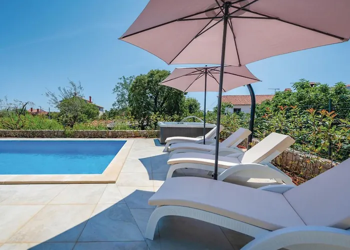 Alice By Interhome *